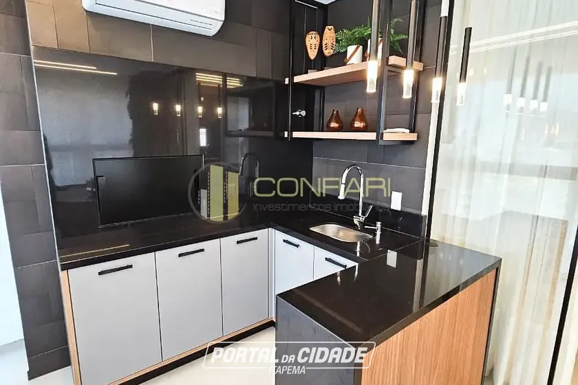 Apartamento &agrave; venda - 162m&sup2; - Meia Praia