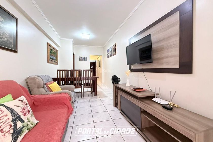 Apartamento &agrave; venda - 98m&sup2; - Centro