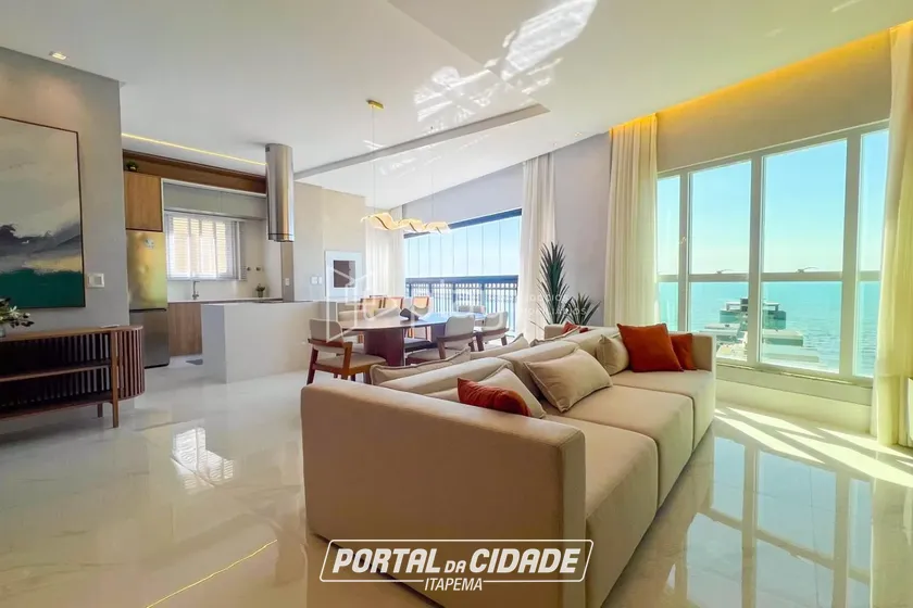 Apartamento &agrave; venda - 140m&sup2; - Meia Praia