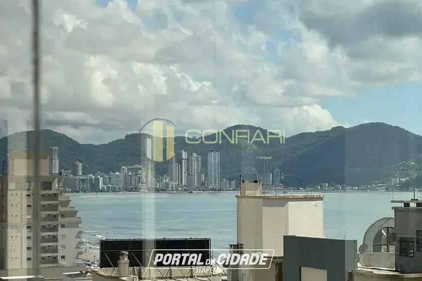 Apartamento &agrave; venda - 285m&sup2; - meia praaia