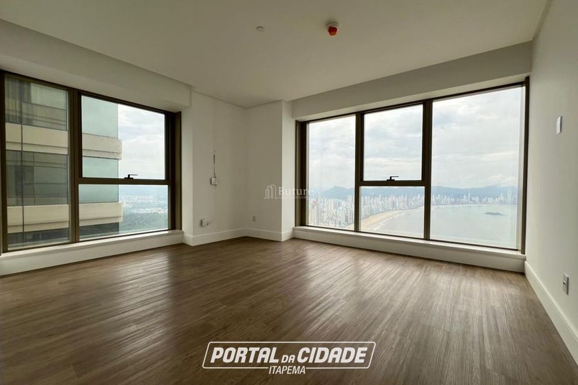 Apartamento &agrave; venda - 530m&sup2; - Barra Sul