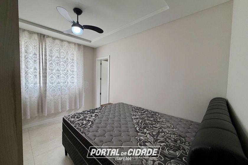 Apartamento &agrave; venda - 110m&sup2; - Meia Praia