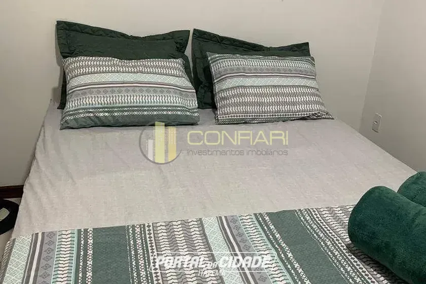 Apartamento &agrave; venda - 79m&sup2; - meia praia