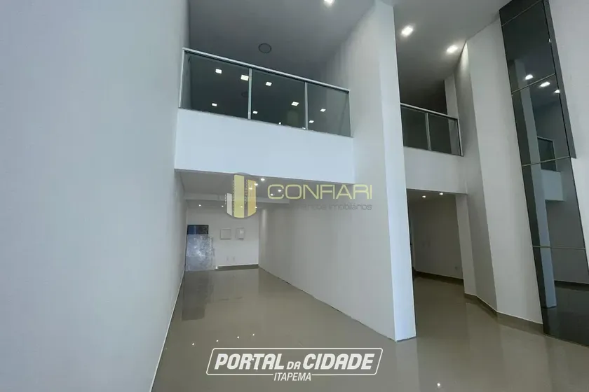 Sala Comercial &agrave; venda - 160m&sup2; - Meia Praia