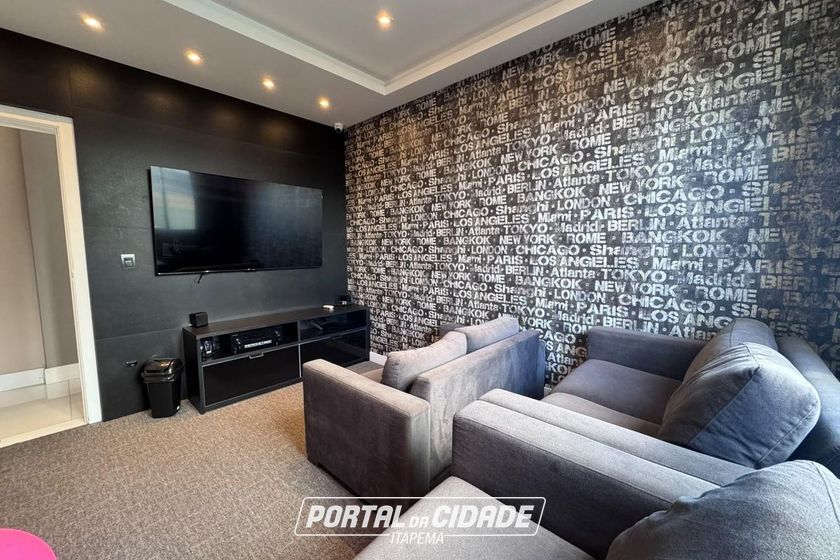 Apartamento &agrave; venda - 155m&sup2; - Centro
