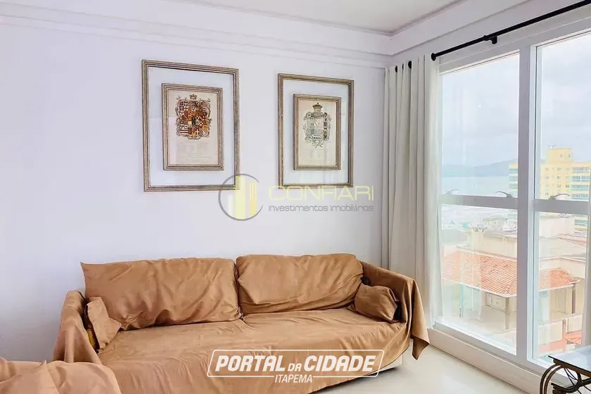 Apartamento &agrave; venda - 128m&sup2; - Meia Praia