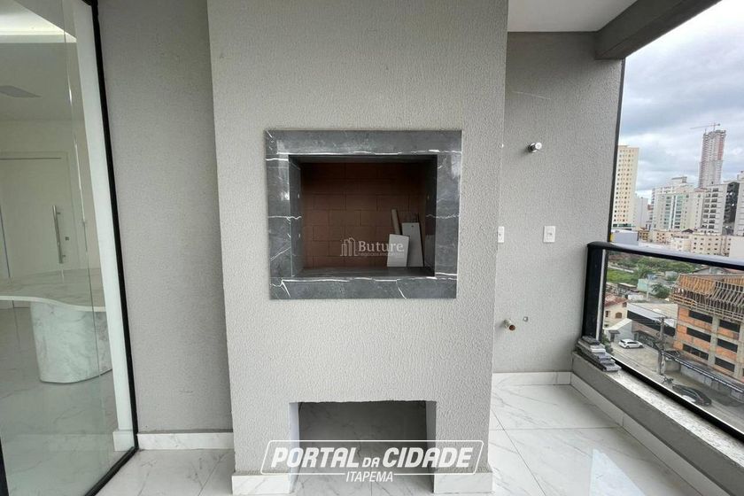 Apartamento &agrave; venda - Meia Praia