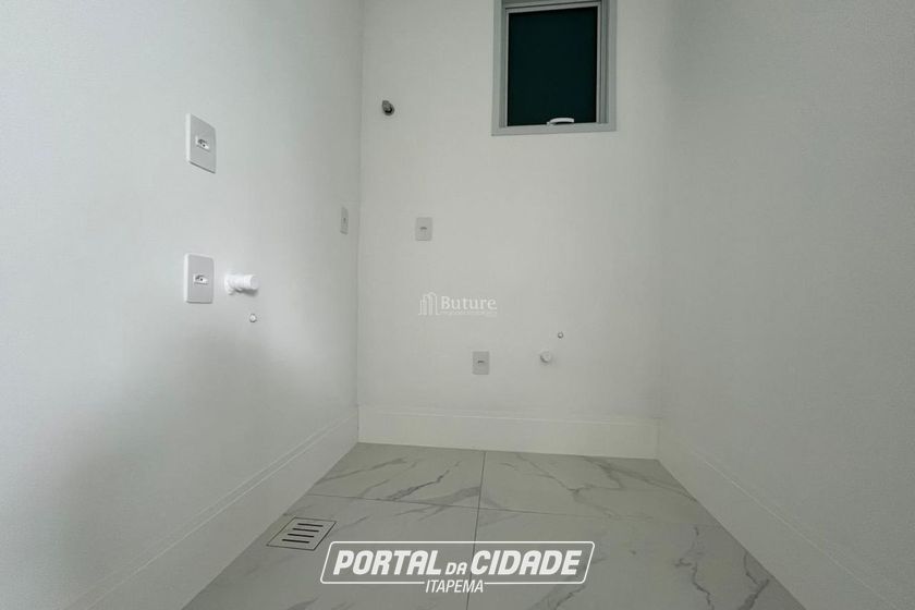 Apartamento &agrave; venda - 243m&sup2; - Canto da Praia