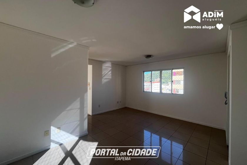Apartamento para alugar - 83m&sup2; - Centro