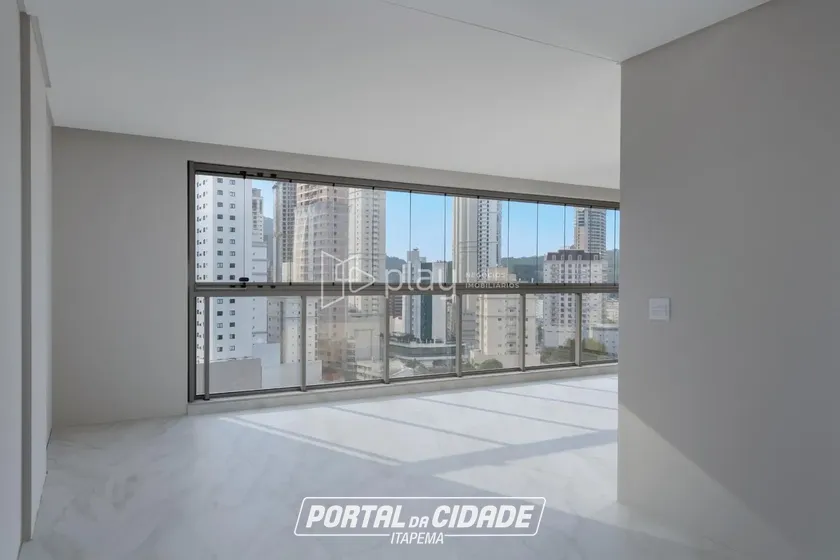 Apartamento &agrave; venda - 105m&sup2; - Centro