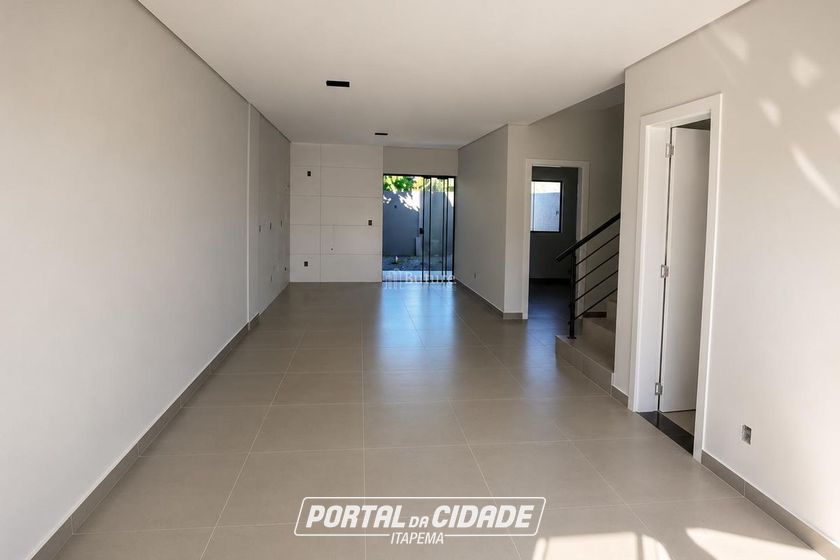 Casa &agrave; venda - 140m&sup2; - Itapema do Norte