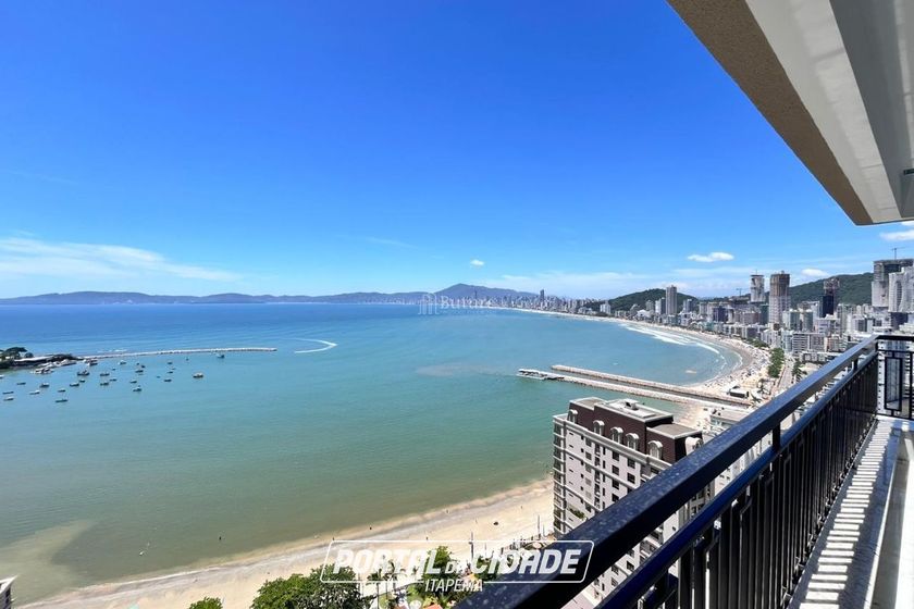 Apartamento &agrave; venda - 190m&sup2; - Centro