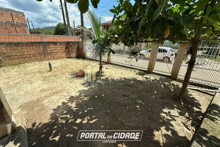 Casa &agrave; venda - 244m&sup2; - Ribanceira do Sul