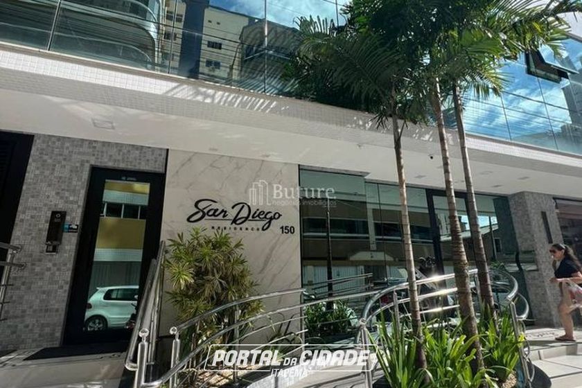 Apartamento &agrave; venda - Meia Praia