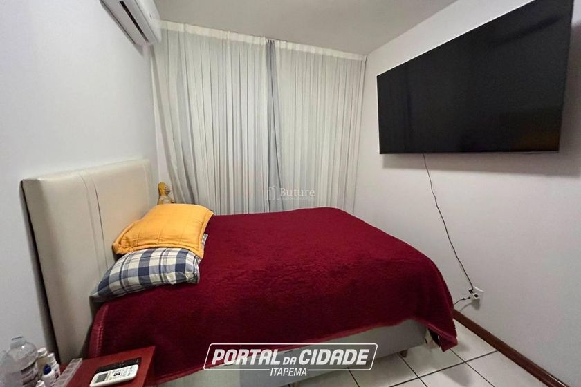 Apartamento &agrave; venda - 147m&sup2; - Meia Praia