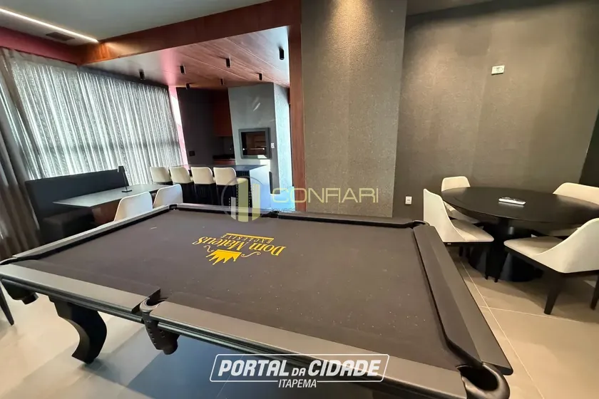 Apartamento &agrave; venda - 103m&sup2; - meia praia