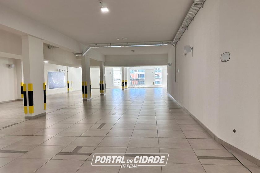 Apartamento &agrave; venda - 160m&sup2; - Centro