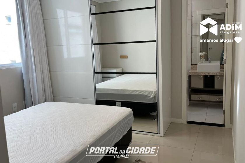 Apartamento para alugar - 110m&sup2; - Meia Praia
