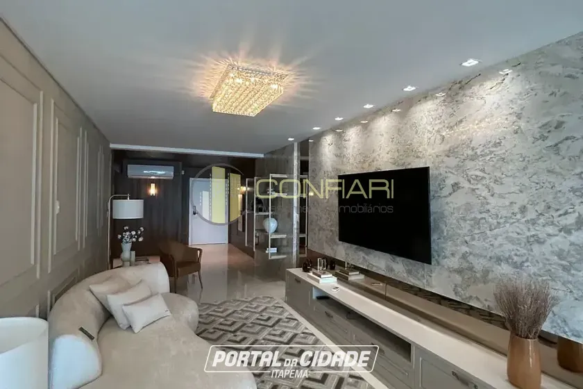 Apartamento &agrave; venda - 180m&sup2; - Meia Praia