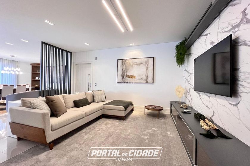 Apartamento &agrave; venda - 197m&sup2; - Meia Praia