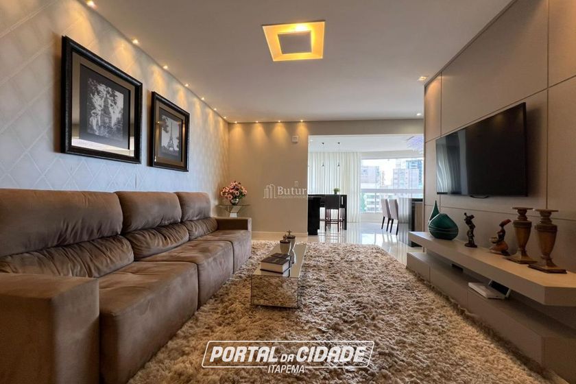 Apartamento &agrave; venda - 148m&sup2; - Meia Praia