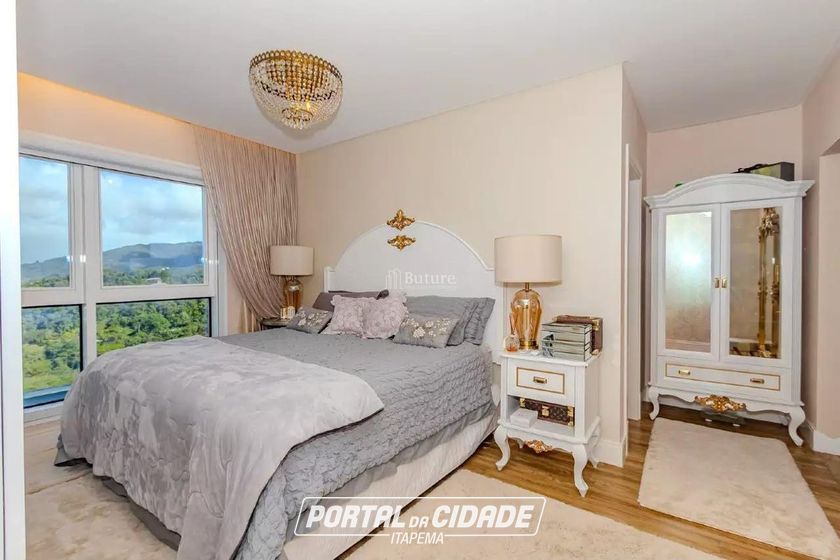 Apartamento &agrave; venda - 180m&sup2; - Centro