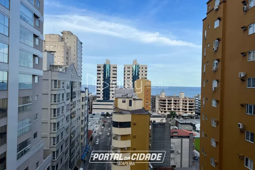 Apartamento &agrave; venda - 185m&sup2; - Meia Praia