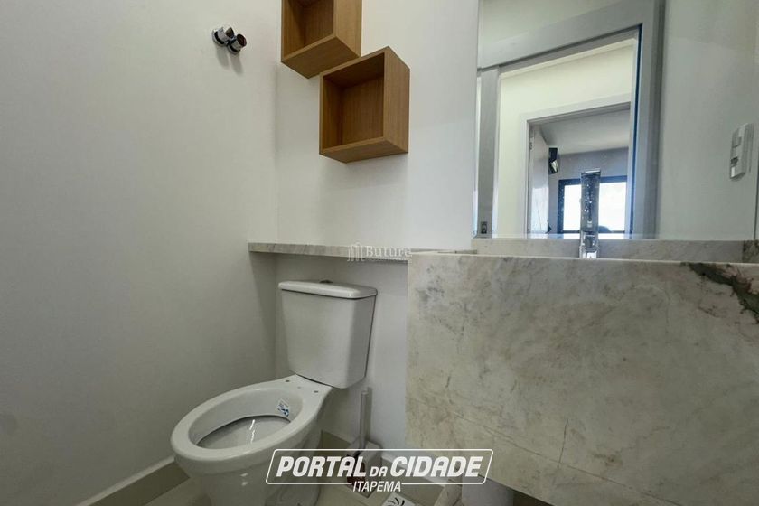 Apartamento &agrave; venda - 95m&sup2; - Meia Praia