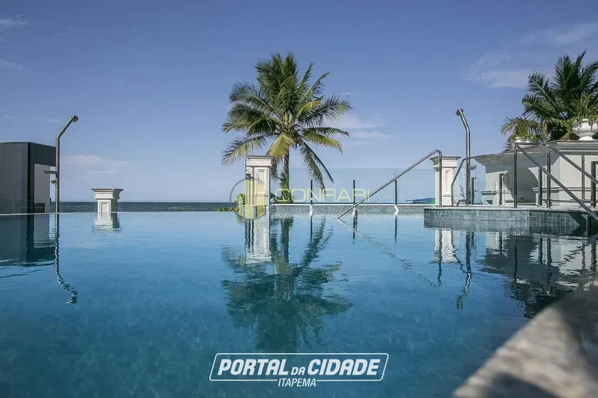 Apartamento &agrave; venda - 217m&sup2; - Meia Praia