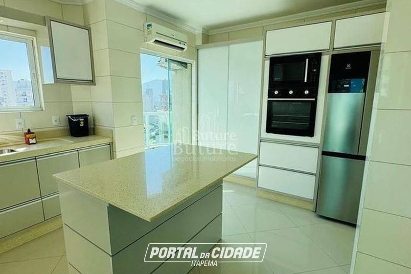 Apartamento &agrave; venda - Meia Praia
