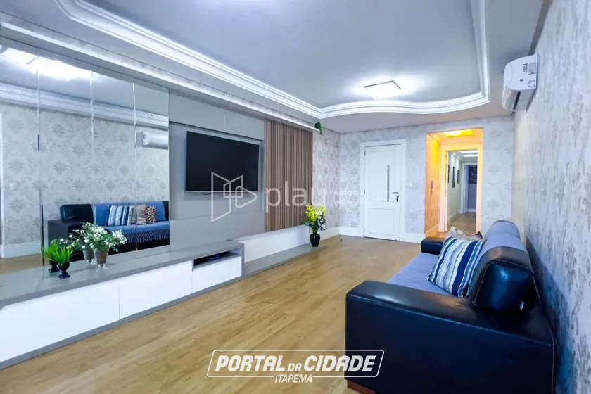 Apartamento &agrave; venda - 170m&sup2; - Meia Praia
