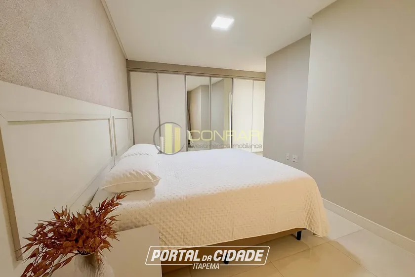 Apartamento &agrave; venda - 185m&sup2; - MEIA PRAIA