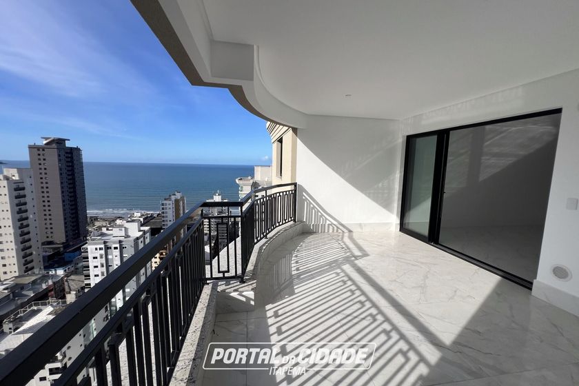 Apartamento &agrave; venda - 185m&sup2; - Meia Praia