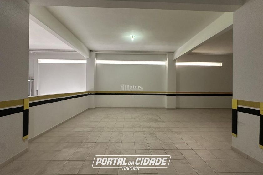 Apartamento &agrave; venda - 212m&sup2; - Meia Praia
