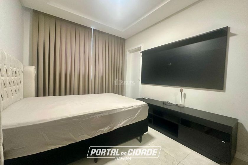 Apartamento &agrave; venda - 107m&sup2; - Meia Praia
