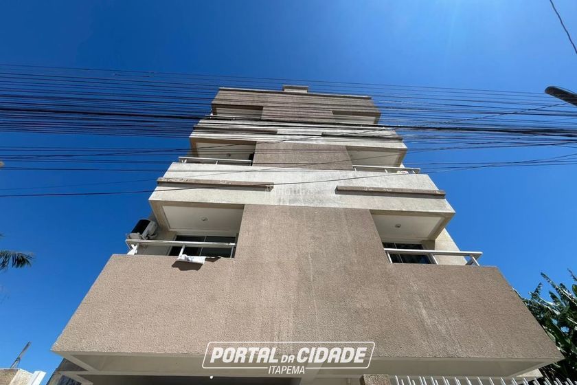 Apartamento &agrave; venda - 59m&sup2; - Morretes