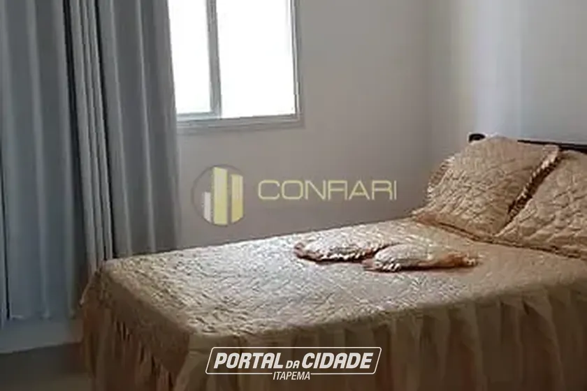Apartamento &agrave; venda - 130m&sup2; - Meia Praia