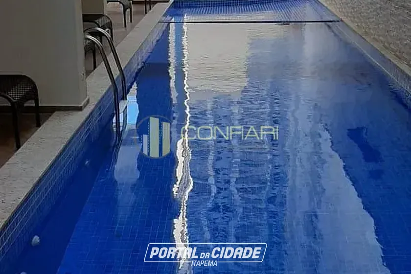 Apartamento &agrave; venda - 128m&sup2; - Meia Praia