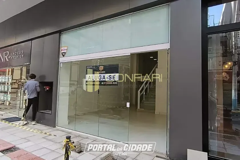 Sala Comercial para alugar - 116m&sup2; - Meia praia