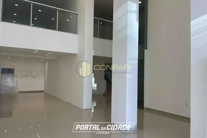 Sala Comercial &agrave; venda - 160m&sup2; - Meia Praia