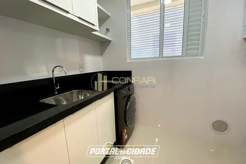 Apartamento &agrave; venda - 143m&sup2; - Meia Praia