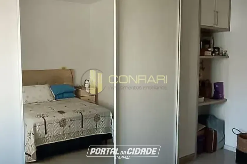 Apartamento &agrave; venda - 70m&sup2; - meia praia