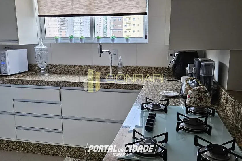 Apartamento &agrave; venda - 78m&sup2; - Meia Praia