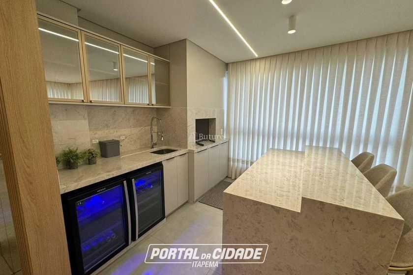Apartamento &agrave; venda - Meia Praia