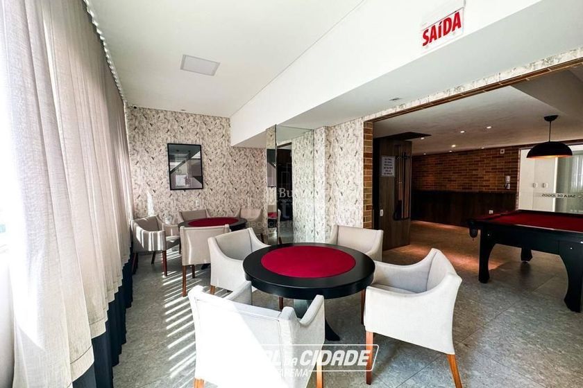 Apartamento &agrave; venda - Meia Praia
