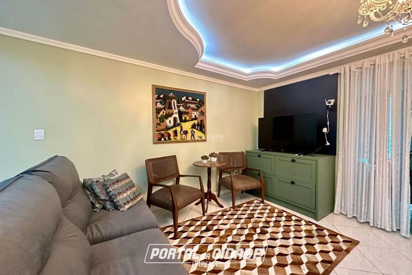 Apartamento &agrave; venda - 107m&sup2; - Meia Praia