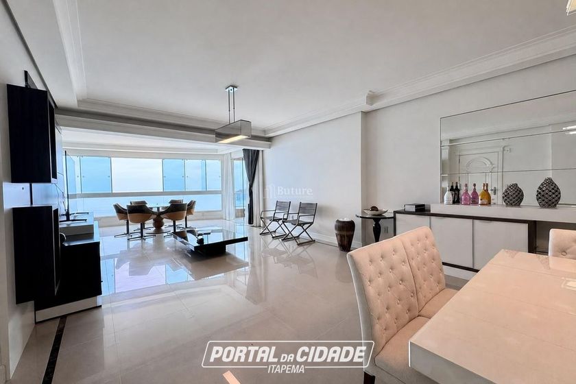 Apartamento &agrave; venda - 185m&sup2; - Barra Sul