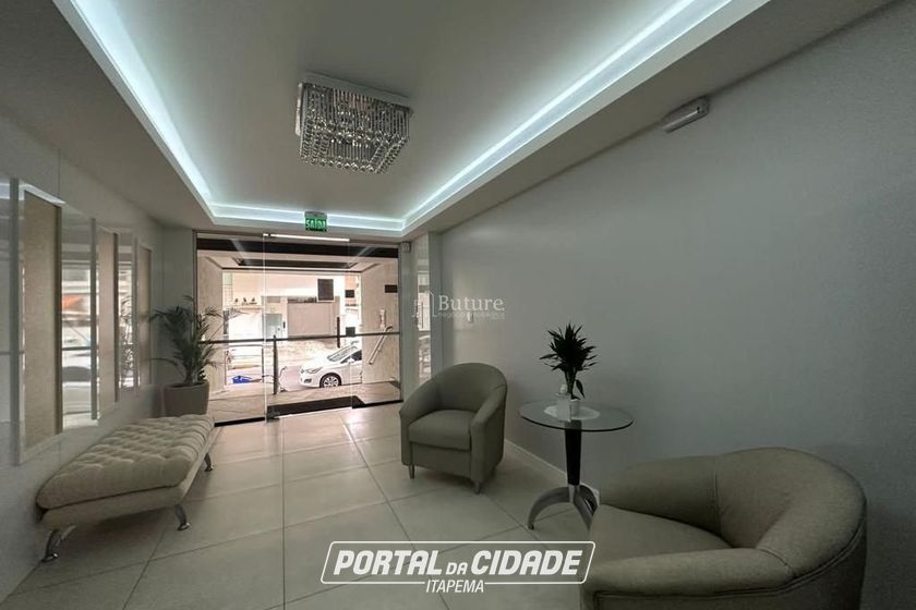 Apartamento &agrave; venda - 115m&sup2; - Meia Praia