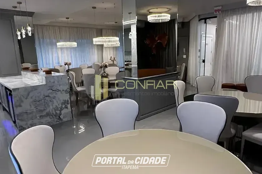 Apartamento &agrave; venda - 163m&sup2; - meia praia