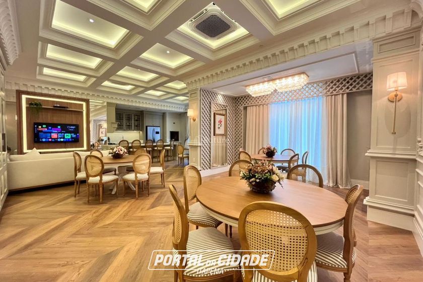 Apartamento &agrave; venda - 190m&sup2; - Centro